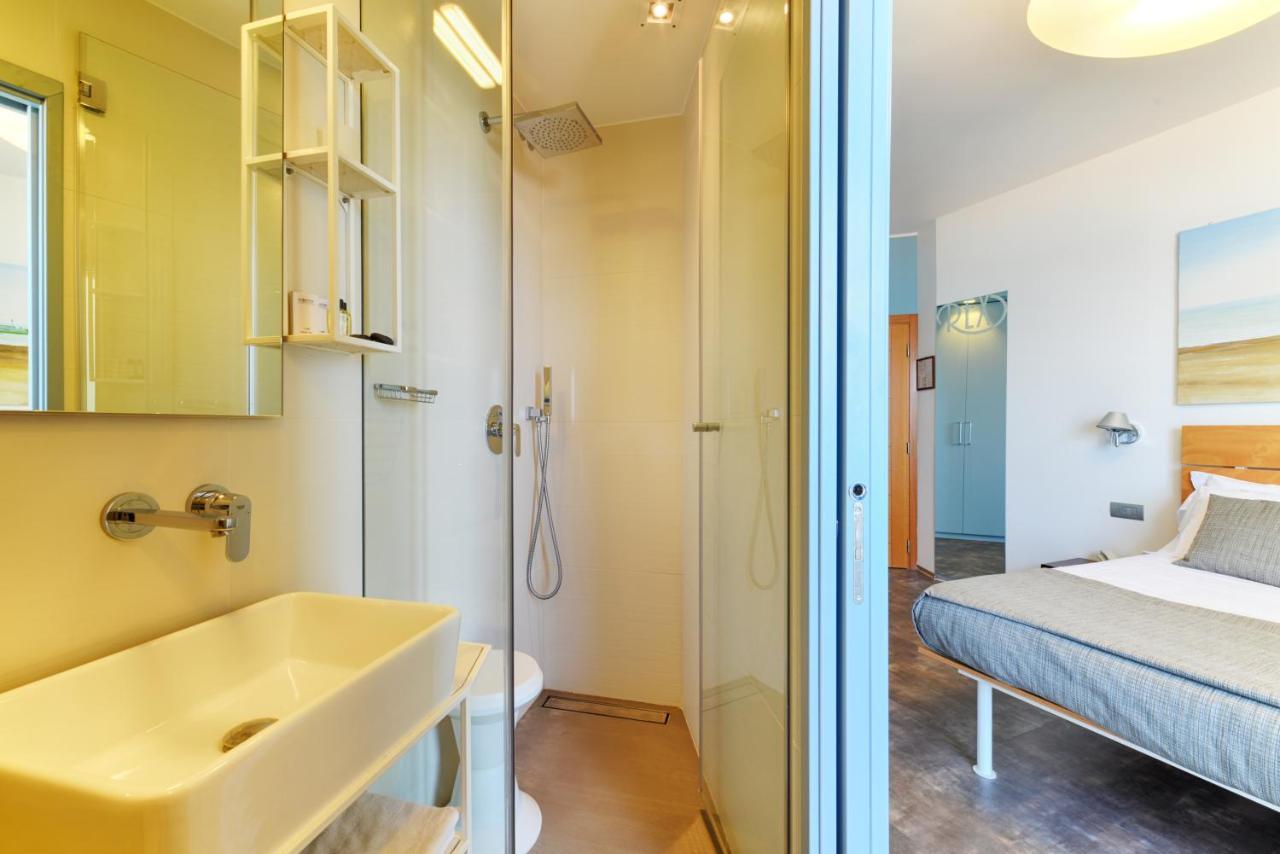 Hotel Rex - Fronte Mare Riccione Extérieur photo